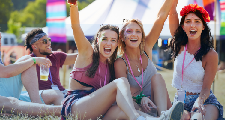 IQ magazine analiza las tendencias en sostenibilidad e inclusión de los festivales en 2024.