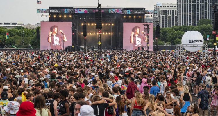 Lollapalooza es el primer festival musical importante en Estados Unidos en alimentar su escenario principal con un sistema de baterías híbridas.