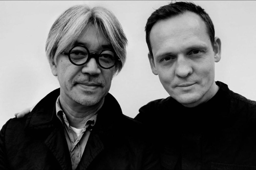 alva-noto-y-ryuichi-sakamoto