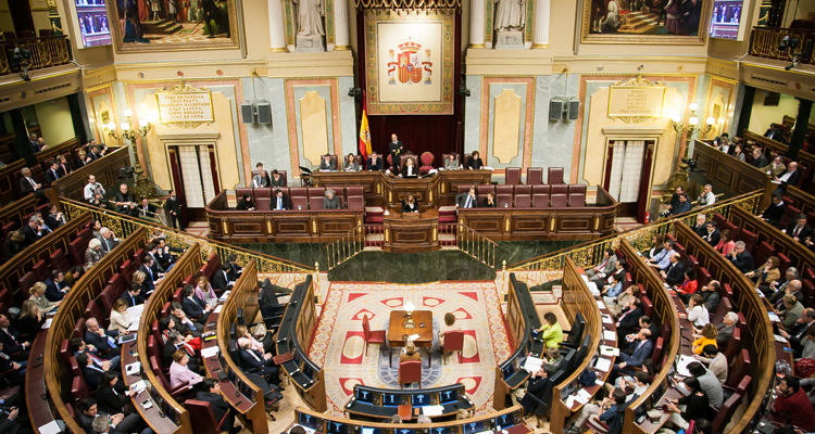 Partidos políticos discutiendo sobre música en el Congreso