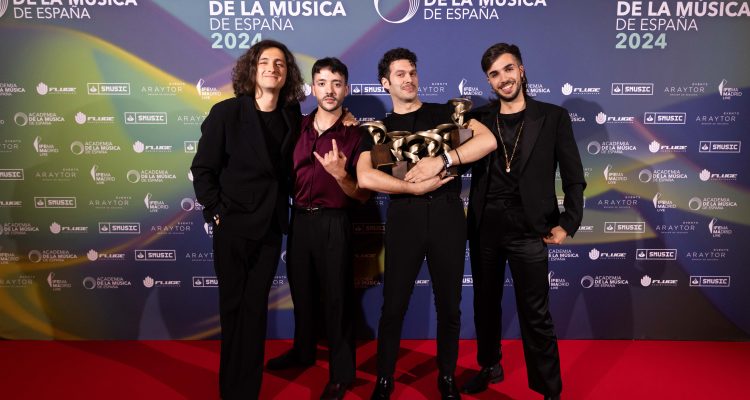 Arde Bogotá arrasa en la primera edición de los Premios de la Academia de la Música de España.